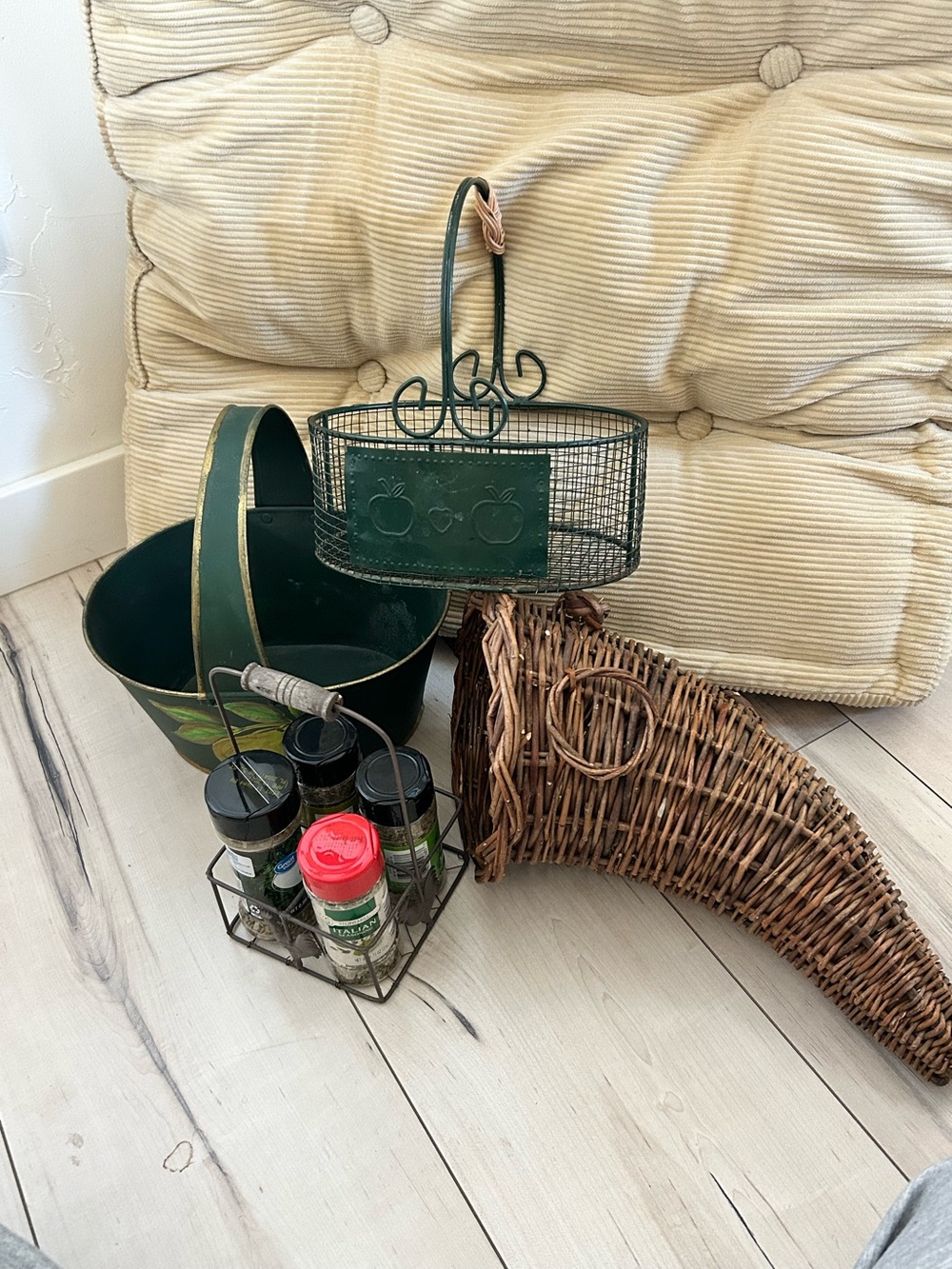 Basket lot